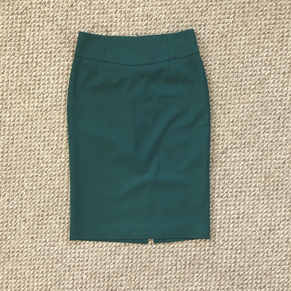 J.Crew super 120’s woolpencil skirt size 6